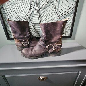 Steve Madden | Cool Mid-Calf Well Worn Western Harness Cowgirl Boots